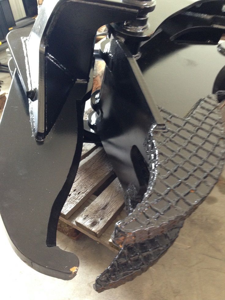 Croque souche pour pelle de 12 à 30 tonnes_3