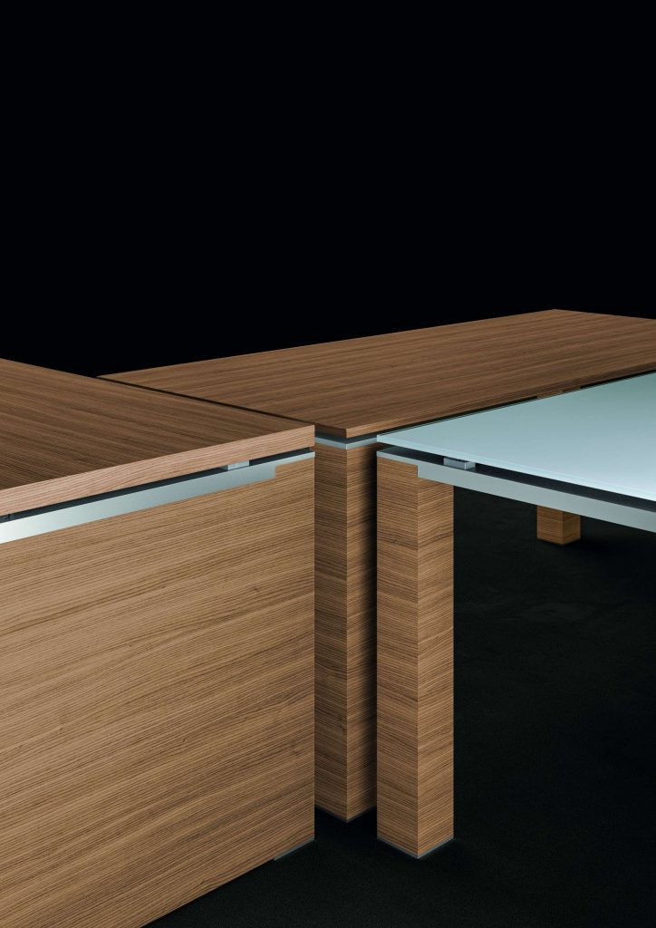 Bureau de direction design et spacieux pour environnement professionnel_3