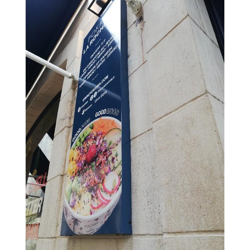 Enseigne caisson avec chants répliés_3