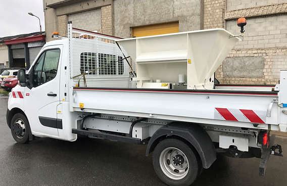 Saleuse destinée aux opérations de viabilité hivernale - KEBEK_3