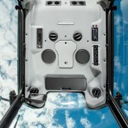 Tracteur adapté aux pentes importantes et aux rangées basses