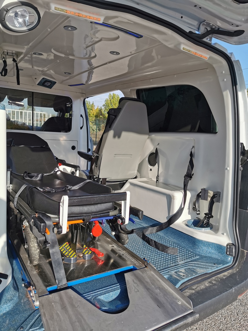 Ambulance mercedes benz vito 2015 191 000 km type a1 - occasion_3