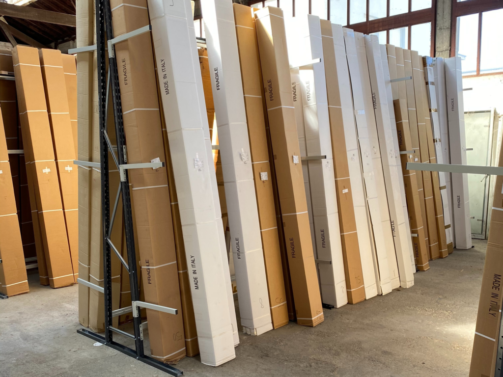 Rayonnage dédié aux matériaux de construction_3