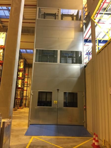 Monte-charges industriels - Hamon - Charge de 3000 kg et plus - Dimensions jusqu'à 6000x2800 mm - Élévation maximale de 12 m_3