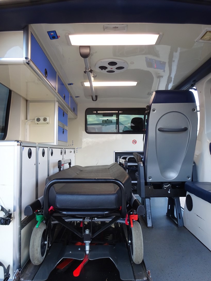 Ambulance renault trafic l1h1 2013 236 000 km type a1 - occasion_3