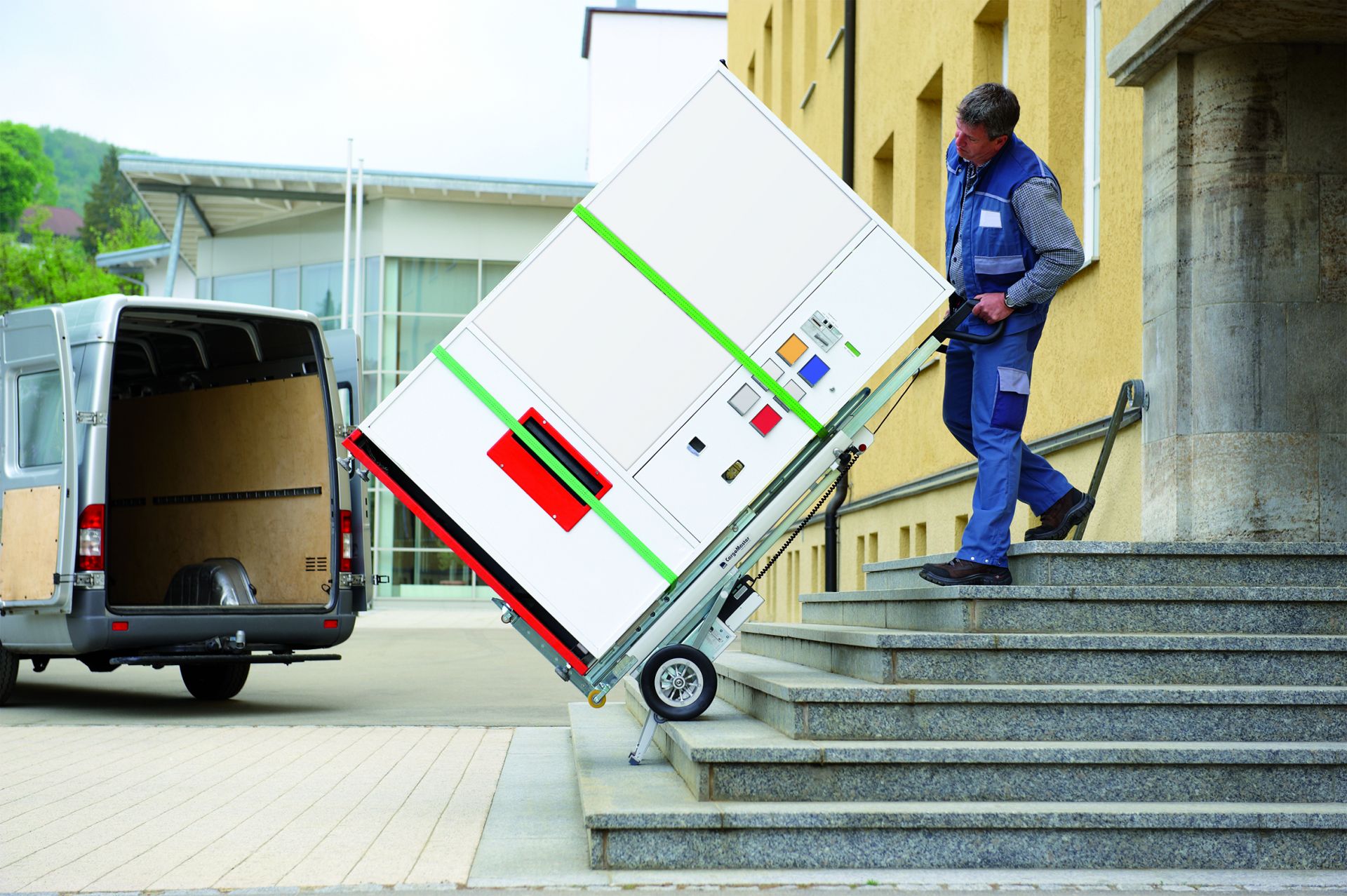 Diable électrique pour transport sécurisé dans les escaliers