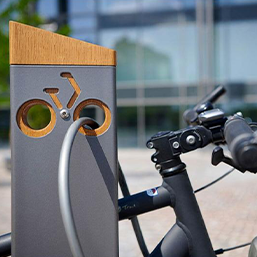 Appui cycles en acier et bois avec pommeau en chêne - BELOMBRA - largeur 150 mm - hauteur 960 mm_3