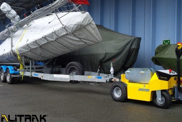 TT-3000P - Tracteur pousseur électrique Alitrak - Capacité de traction 14 000 kg sur sol plat_3