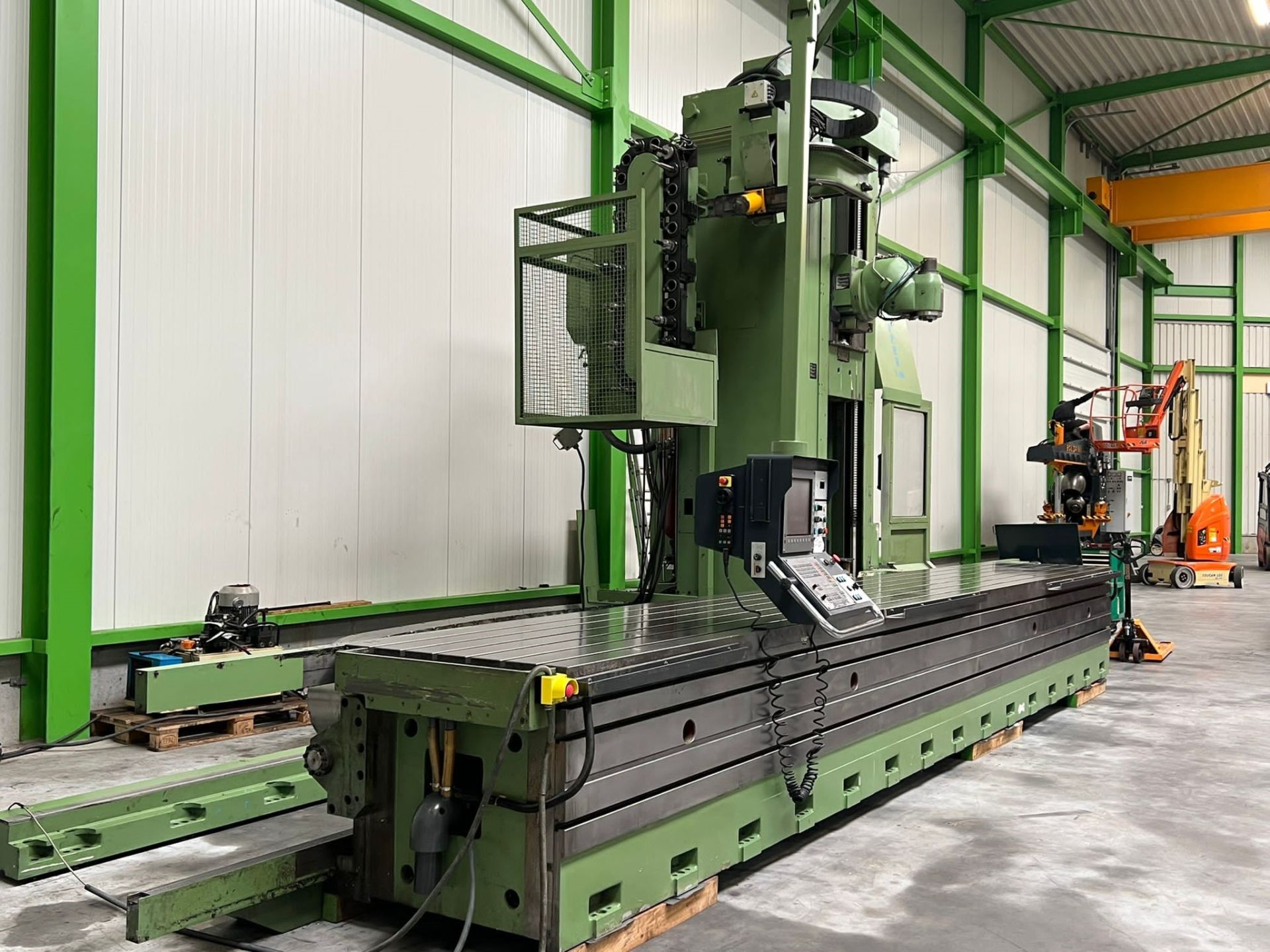 Fraiseuse cn à montant mobile correa type l30/58_3