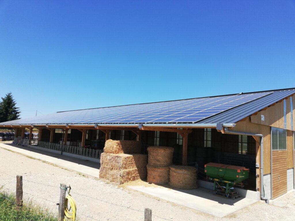 Hangar photovoltaïque agricole sur-mesure à moindre coût -Arkolia_3