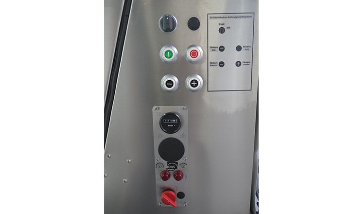 Pompe à chape BMS Worker - moteur Diesel Deutz 3 cylindres - débit 15 m³/h - vis sans fin BMS 15_3