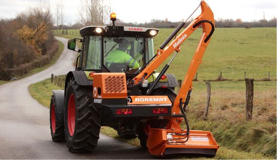 Broyeur forestier Malinia avec commandes mixtes électrique et basse pression