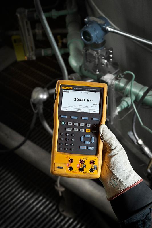 FLUKE 754/EU - Calibrateur de process portable avec mémoire et compatibilité HART_3