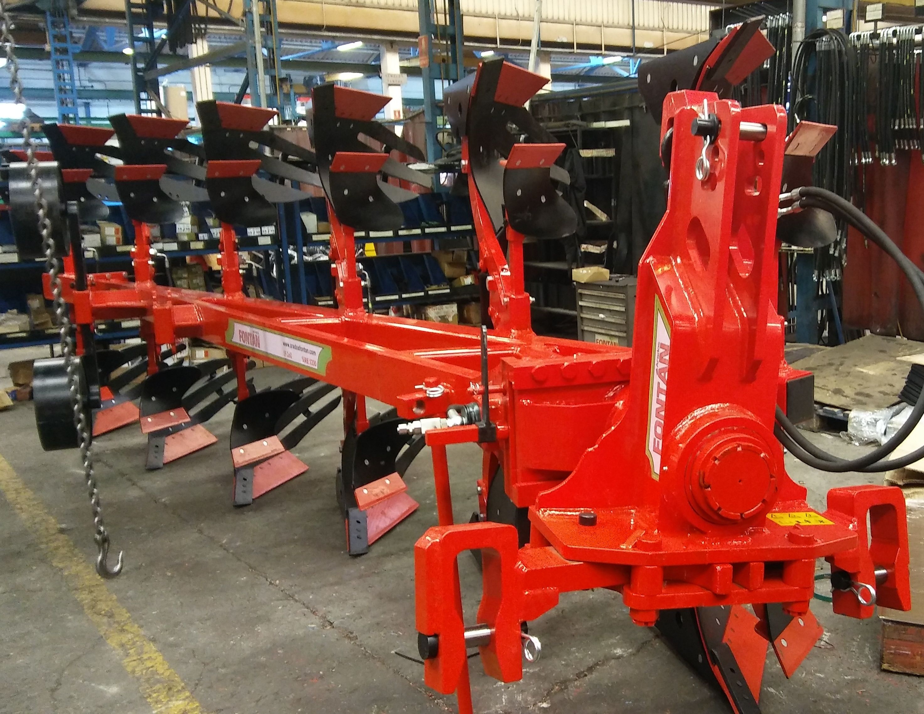 Rasetas - Charrue agricole Arados Fontan - Sécurité Non-Stop hydropneumatique - Distance entre corps 95 cm_3