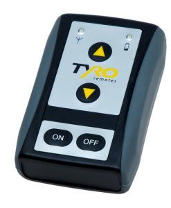 Lyra - Télécommande radio industrielle 2 voies - Tyro Remotes - Compacte, étanche IP65 et résistante_3