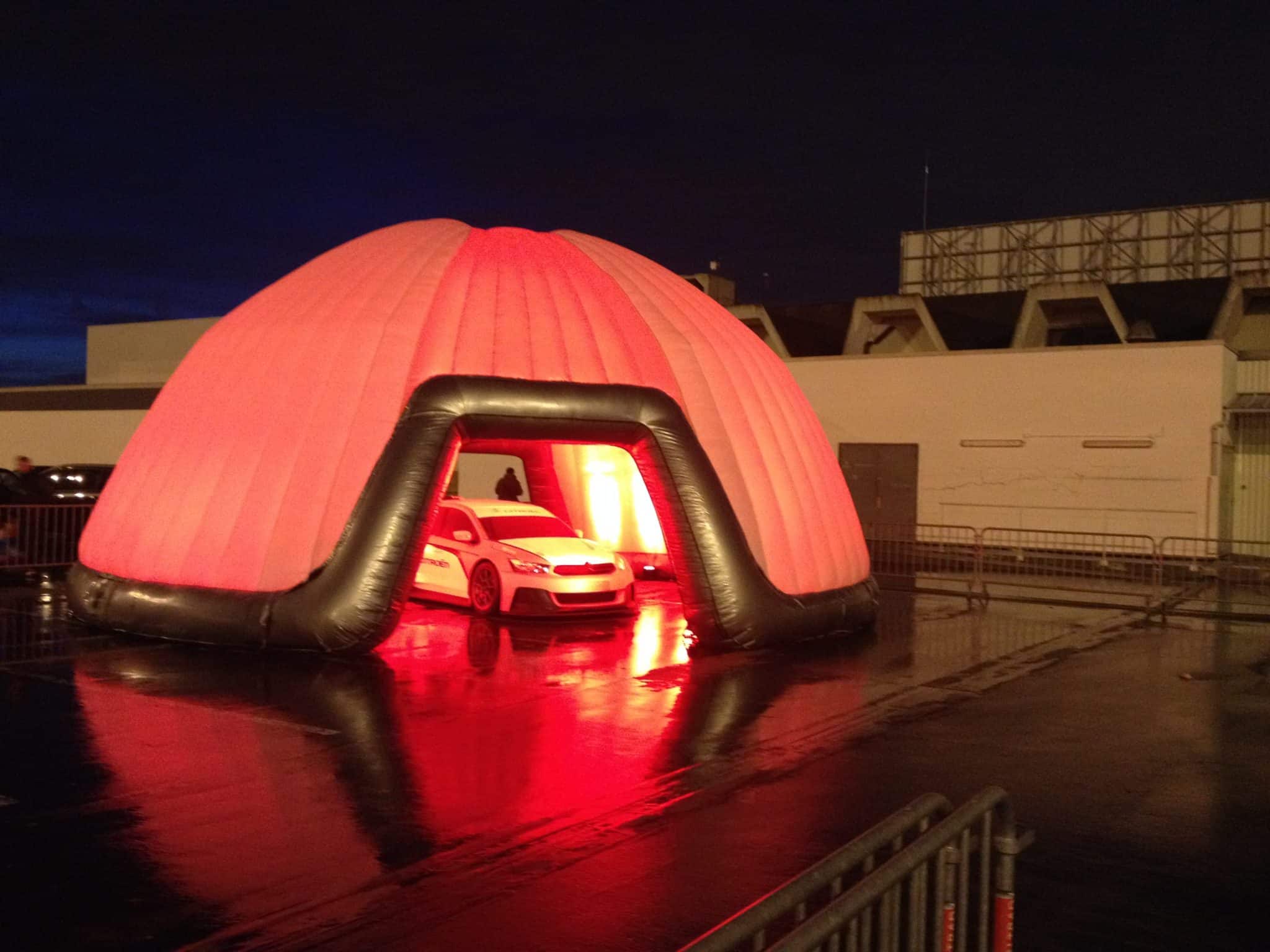 Dôme gonflable 10 mètres - Dimensions 10m de diamètre - Hauteur 4,7m - Superficie 65m²_3