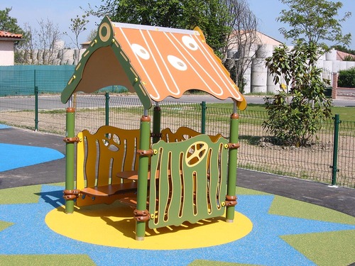 Maisonnette Fantastic - finition poteaux inox brossé avec aménagement intérieur - CAMELEO 1 FANTASTIC / JCA-0001 - Husson International_3