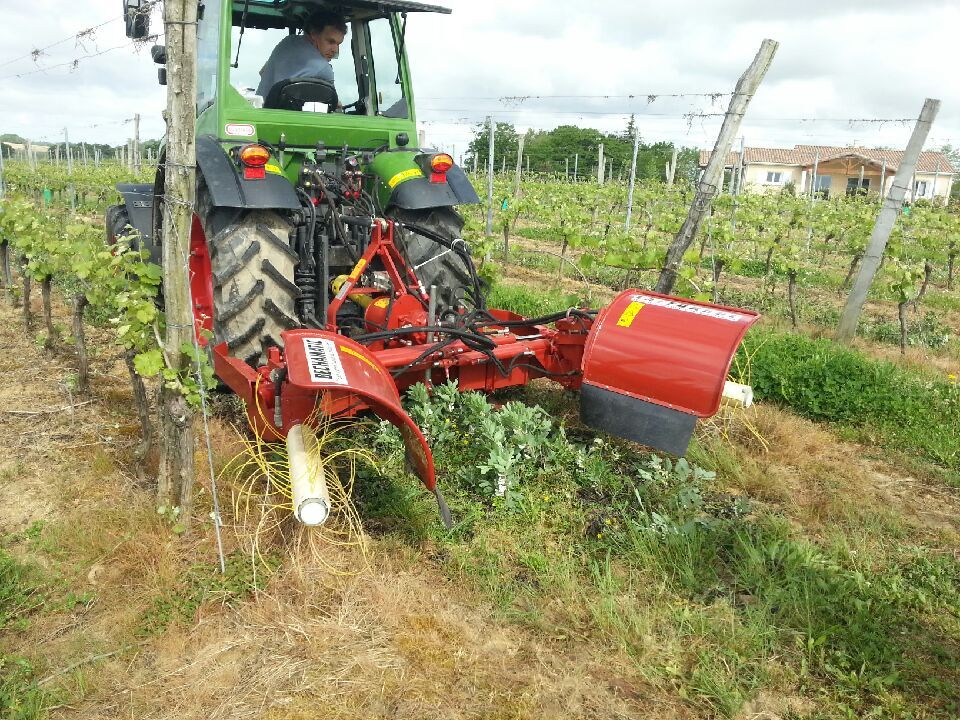 S 92 double - Épampreuse mécanique Bechamatic - largeur ajustable de 1,80 m à 3 m - châssis télescopique_3