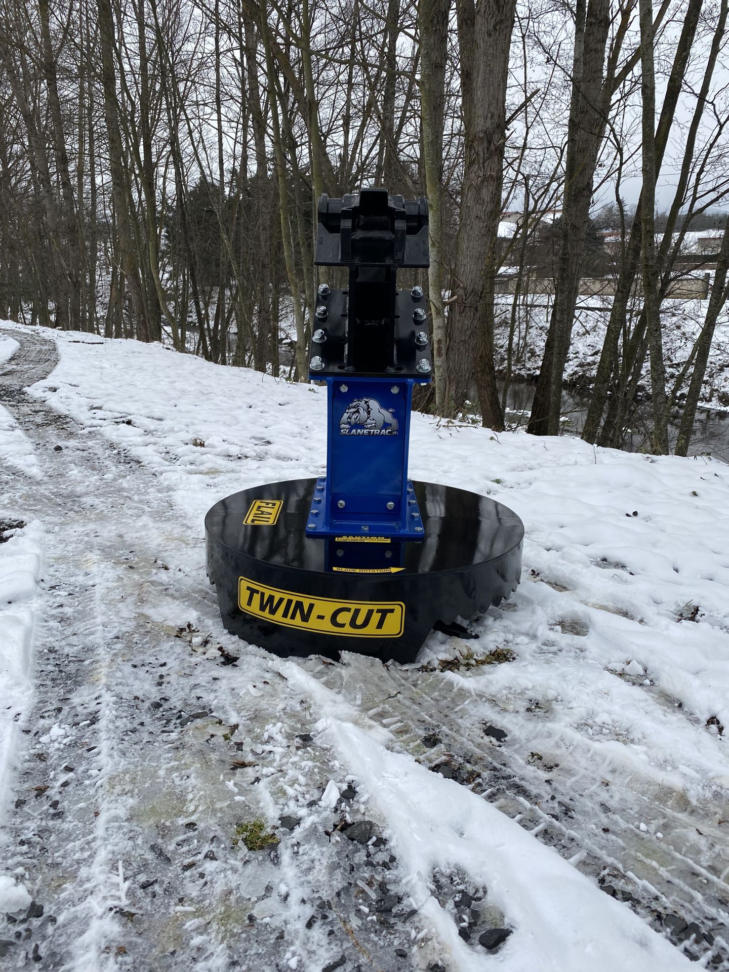 Gyrobroyeur FF80 - pour pelleteuses 2,8 à 8t - sylviculture - largeur 830 mm_3