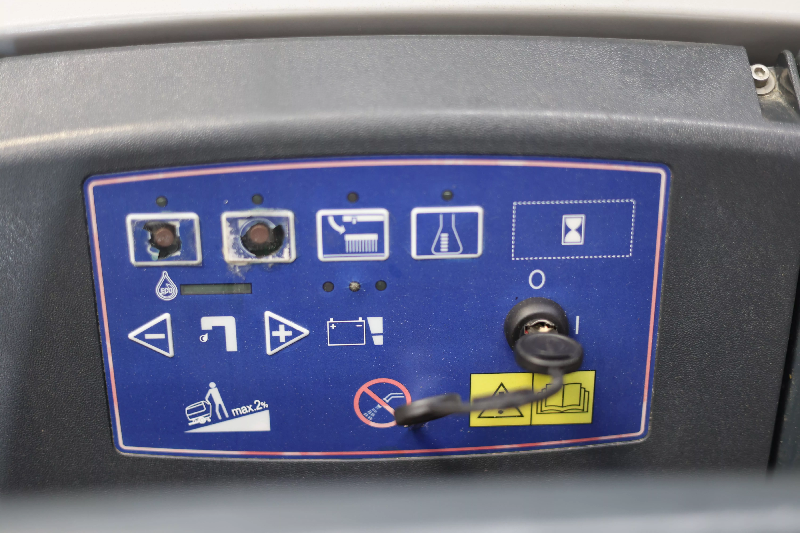 Nilfisk BA 451D autolaveuse accompagnée reconditionnée_3