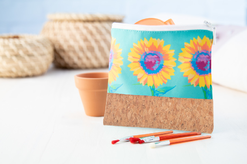 Trousse de toilette zippée sur mesure en polyester et liège naturel - Impression sublimation - Minimum 50 pièces_3