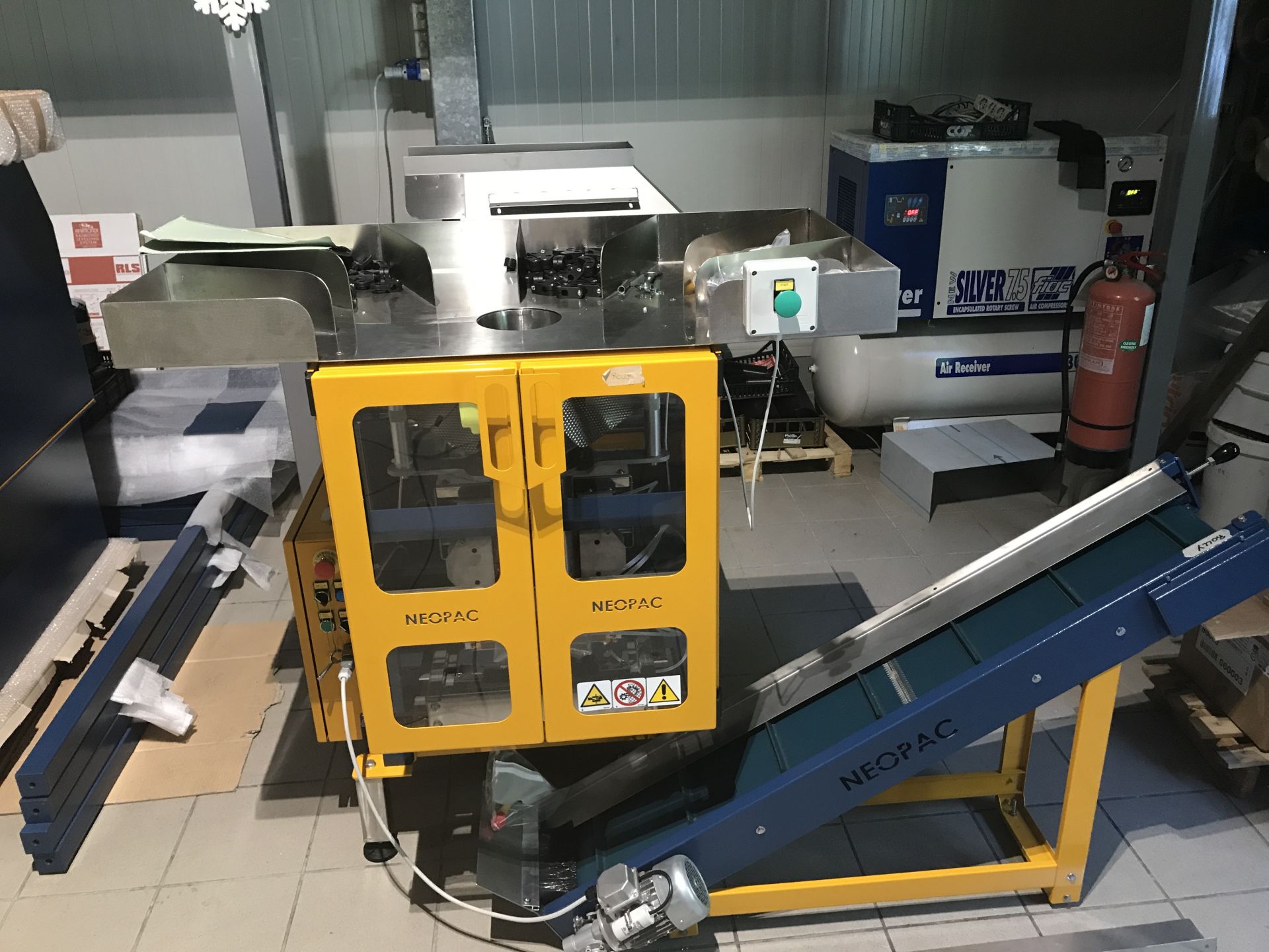 Ensacheuse verticale masques covid-19 coronavirus speedy work_3