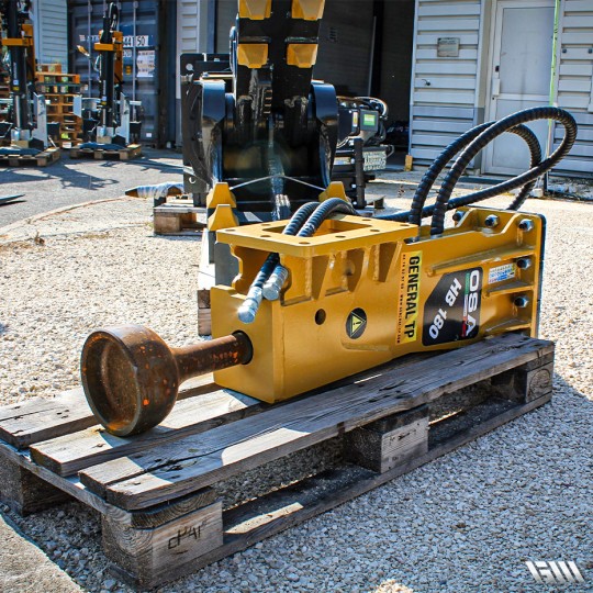 Outil 2 en 1 pour démolition et battage de pieux