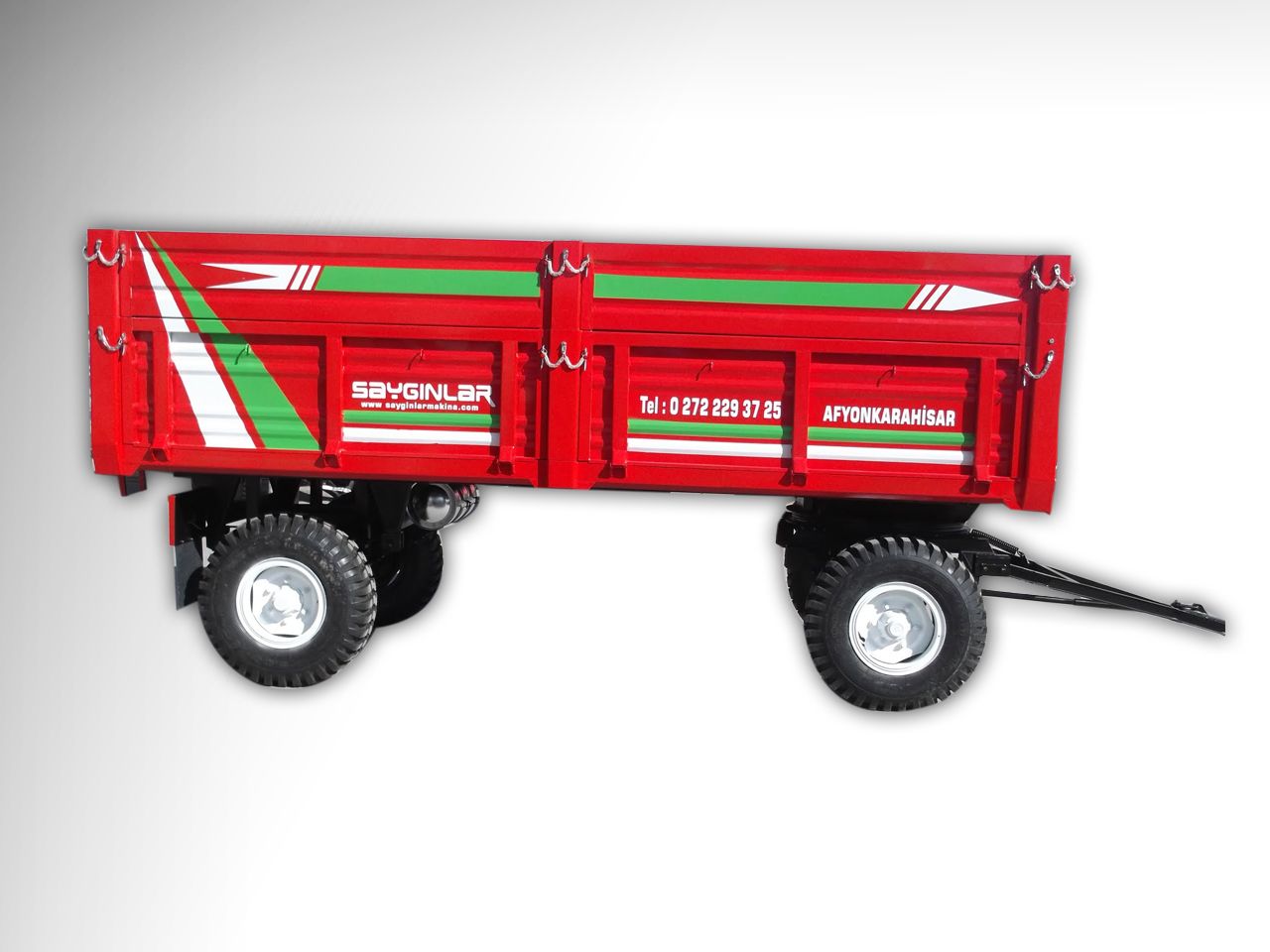 Remorque agricole en acier de 3 mm avec côtés de 2 mm