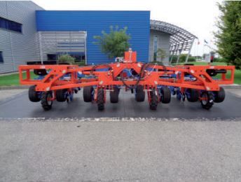 FPP Evolution triangulaire - Planteuse Ferrari - Écartement 49 cm - Plants racine nue et mottes coniques_3