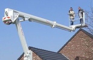 Système de levage compact avec portée latérale de 10 mètres