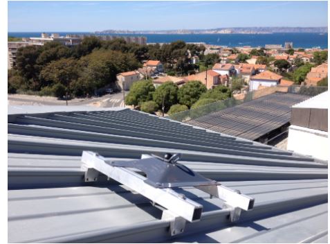 Dispositif antichute avec grande liberté de mouvement grâce à la rotation à 360°