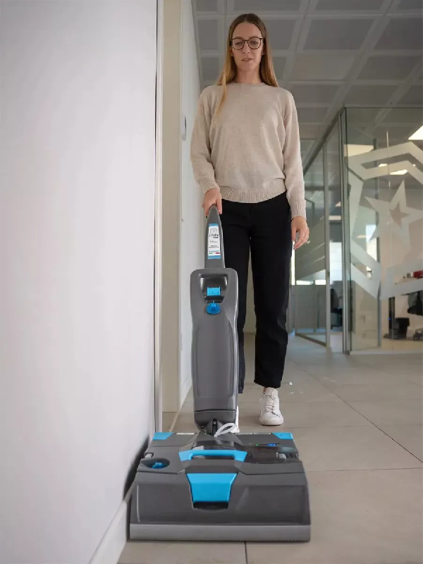 Lindhaus LW35 Flexy : Autolaveuse professionnelle maniable à batterie_3