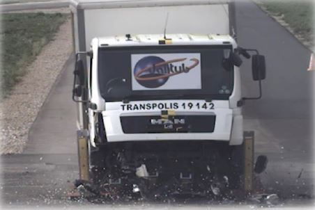 Barrière anti-intrusion avec activation instantanée et sans alimentation électrique