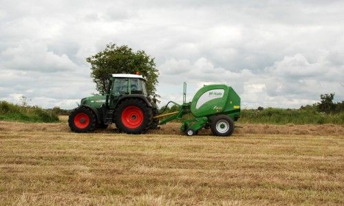 F5600 - presse à balle ronde entièrement automatique - mc hale - poids 3700 kg_3