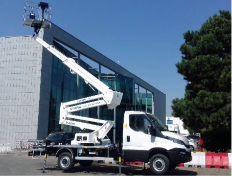 Nacelle élévatrice 20 mètres Snake 2010 h plus pour 2 opérateurs