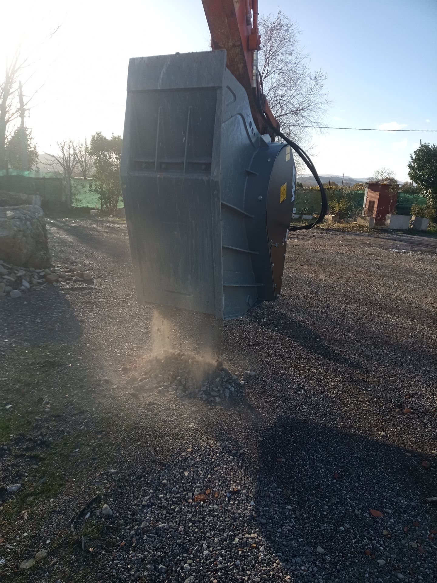 Godet concasseur  pour pelle de 15 à 25 tonnes CBF 70_3