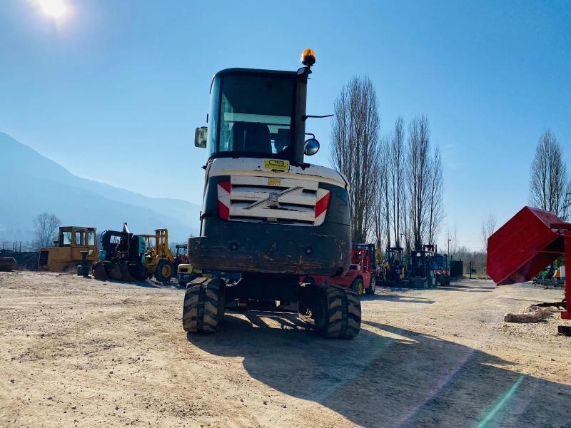 VOLVO mini pelle ec27c 2.8t_3