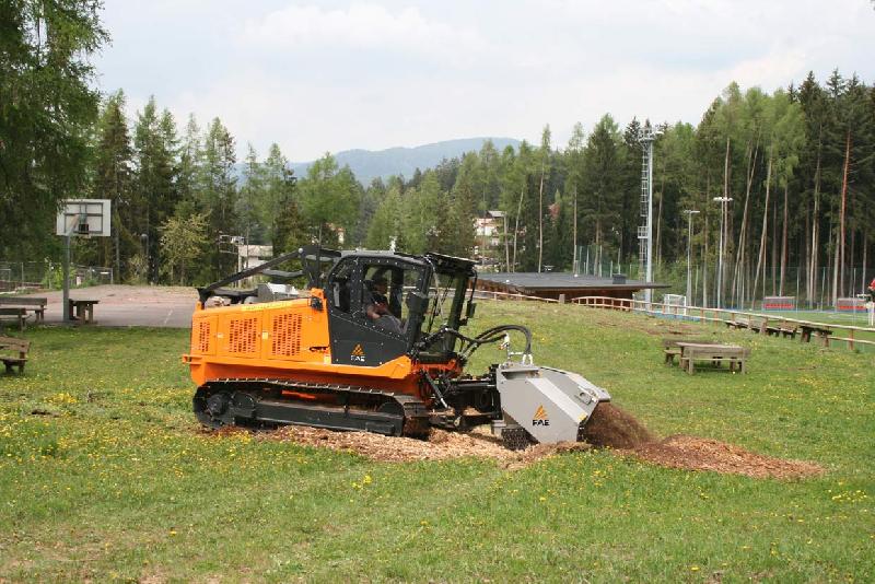 Broyeurs de souches pour véhicules spéciaux 300/SC/PM - de 250 à 300 ch - transmission hydraulique_3