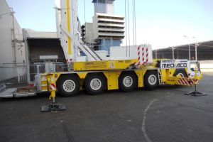 Grue 4 essieux MK88, la plus grande et puissante grue mobile de sa catégorie