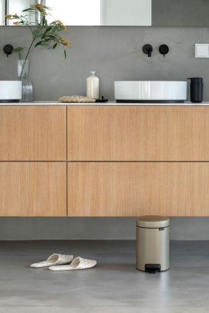 Poubelle à pédale newIcon 3 litres Metallic Gold - Compacte et écologique - Brabantia_3