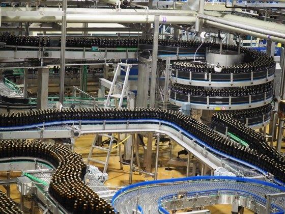 SpiralVeyor SVm - Convoyeur hélicoïdal compact et robuste pour bouteilles et cannettes_3