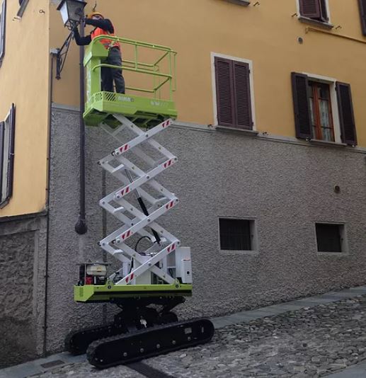 Nacelle plateforme ciseau tout terrain BiBi - motorisation thermique ou électrique 230V - versions BL, EVO et HE_3