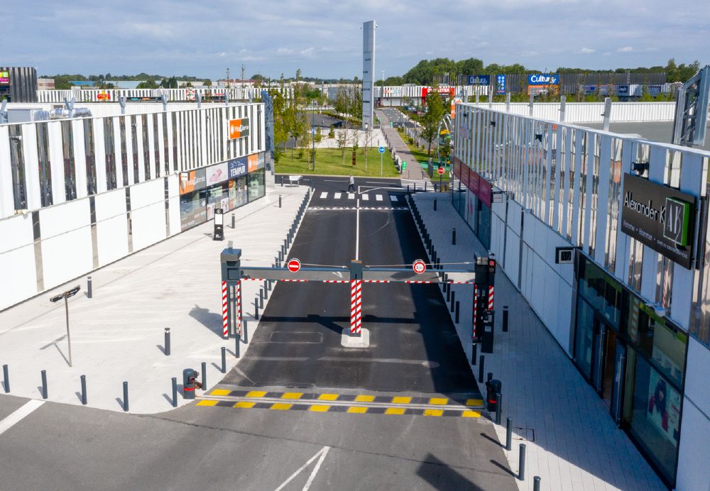 Portique articulé limiteur de hauteur parkings, centres commerciaux, sites sensibles- STOPOCAR SAMSON - PREFABAT_3