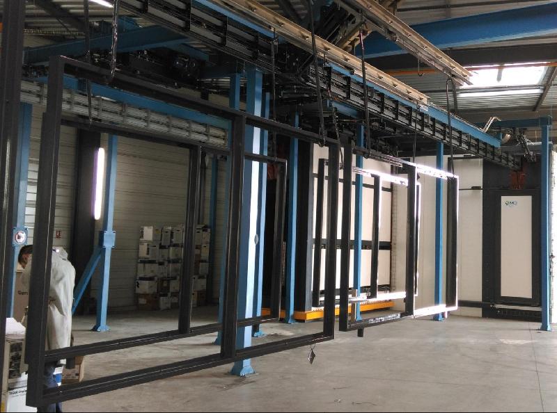 Convoyeur aérien modulable, manuel et motorisé  idéal pour le secteur industriel, le traitement de surface et l'application de peinture - MCI_3