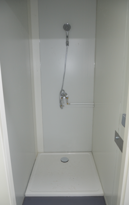 Bungalow sanitaire en container modulable et isolé de 20 pieds - 6x2,5m, 15m² - Eurobox_3