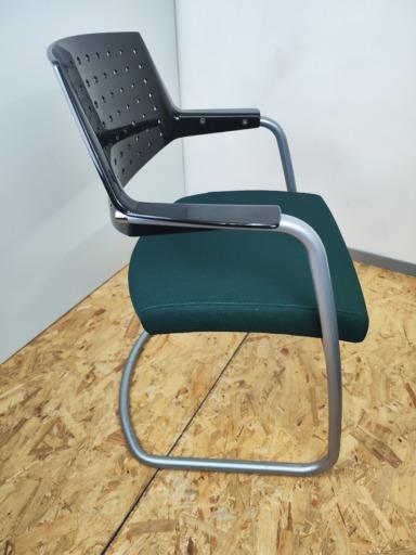 Chaise visiteur luge Sitland d'occasion - design élégant - confort exceptionnel - fabriquée en Italie_3