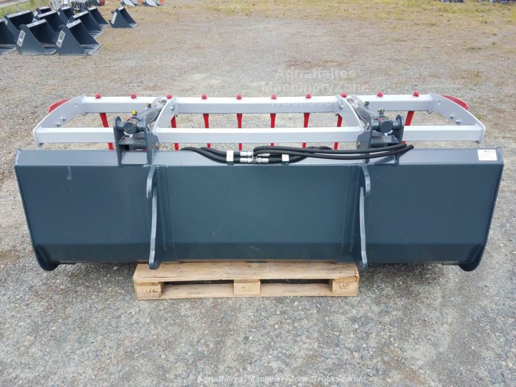 Godet multi-services 2,1 m - Sonarol, adaptable sur plusieurs attelages (Mailleux, Euro, Faucheux)_3