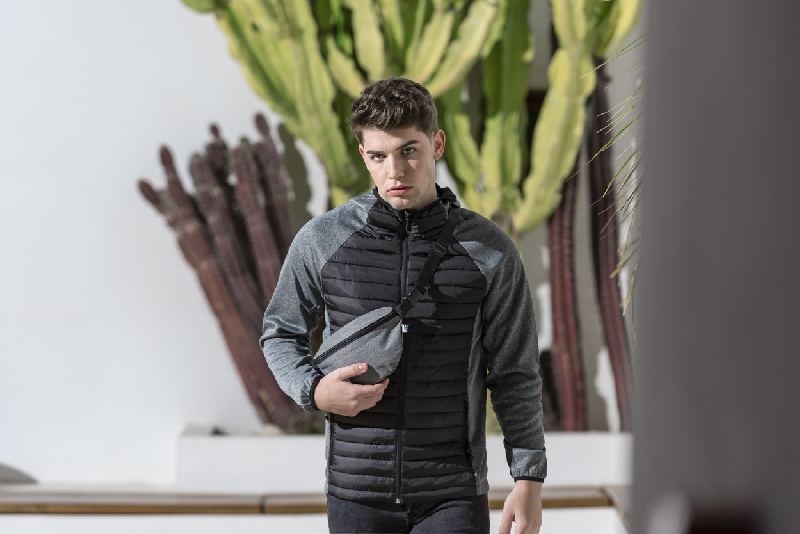 Sac banane en RPET - compartiment zippé et bandoulière réglable - polyester RPET 600D_3