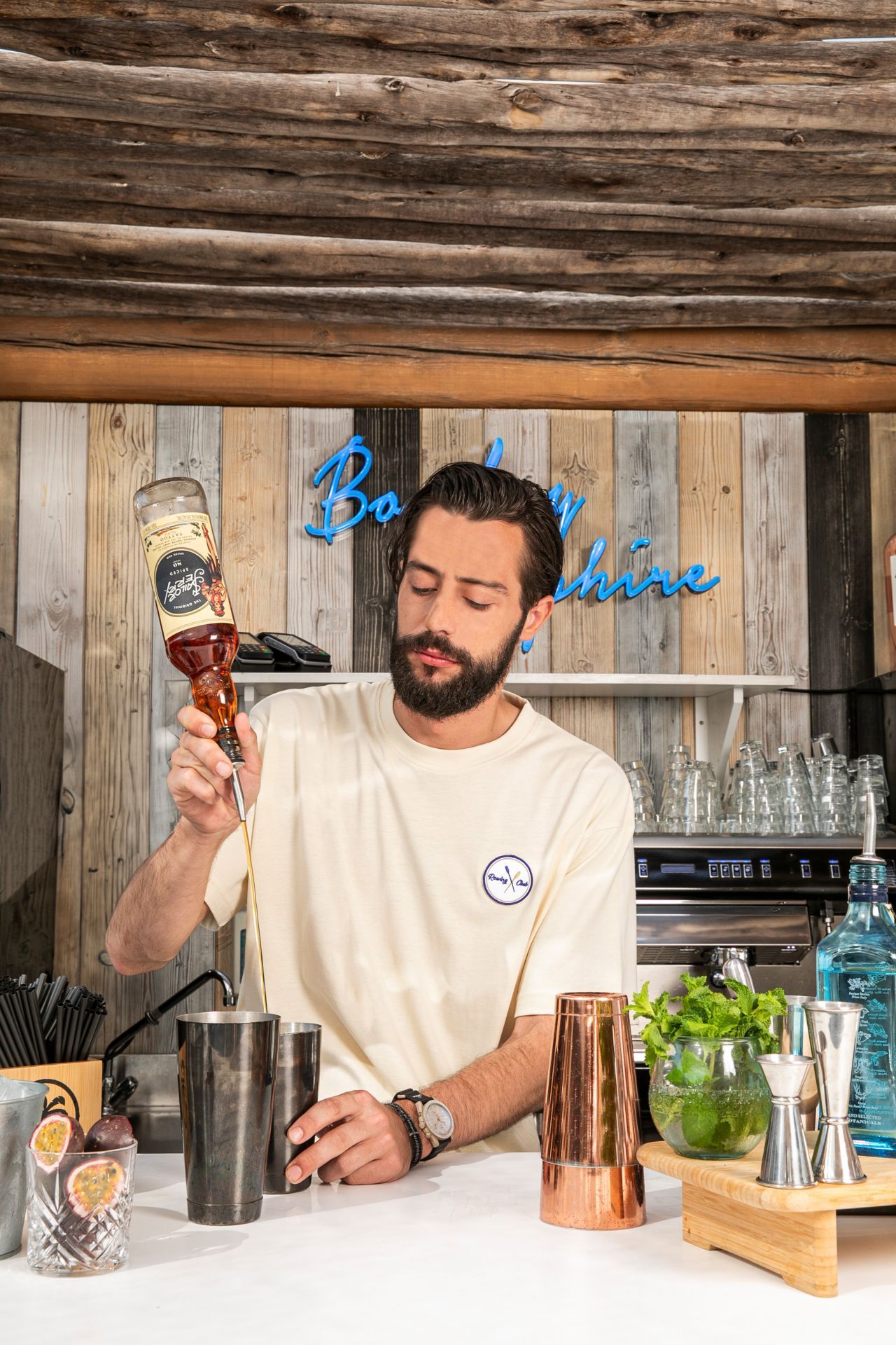 T-shirt oversize manches courtes unisexe - 100% coton bio - Concept personnalisable avec patch à scratch_3