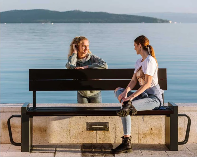Banc connecté Steora CYCLO station d'entretien micro-mobilité_3